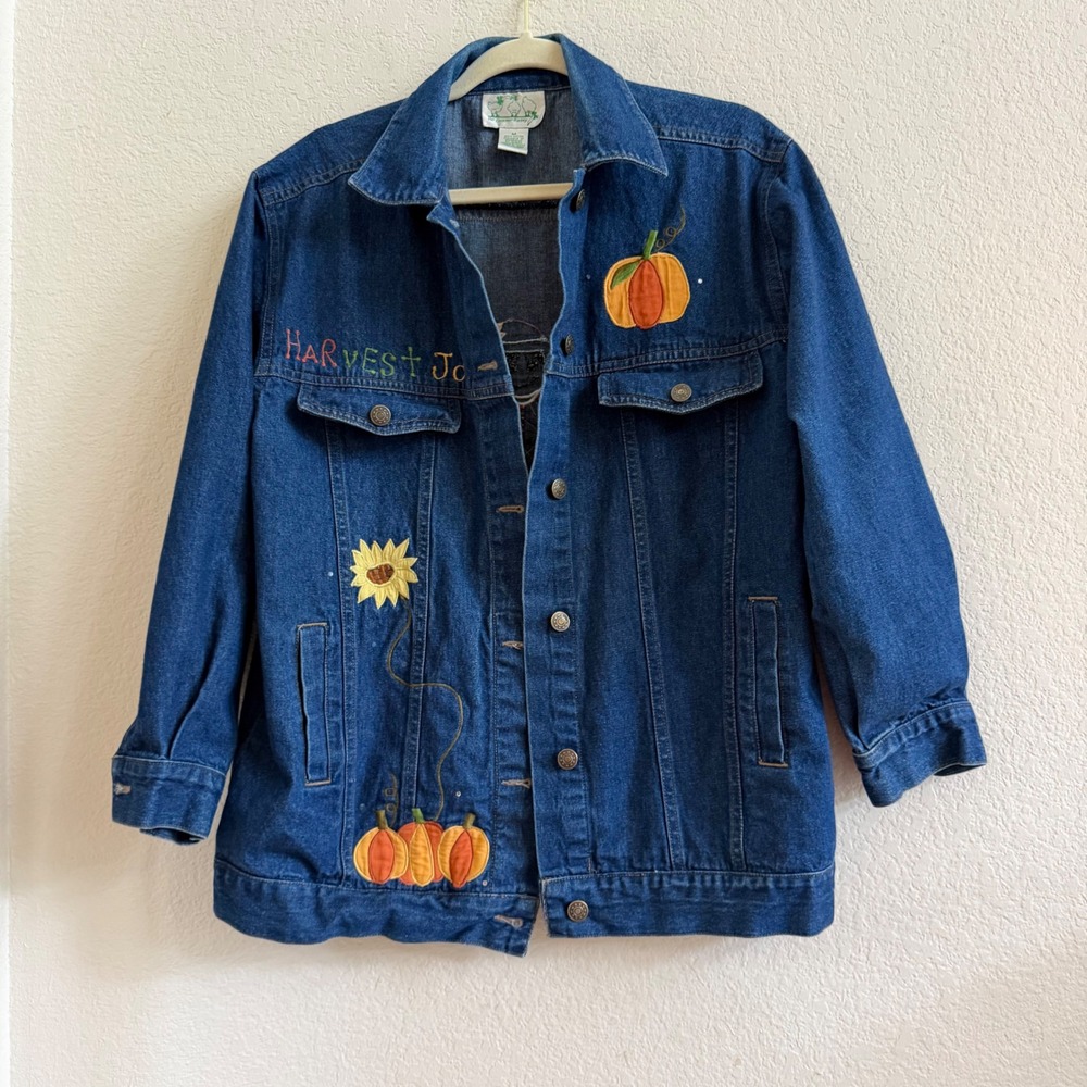 Quacker Factory Harvest Joy Denim Jacket Medium Embroidered Scarecrow Fall Blue